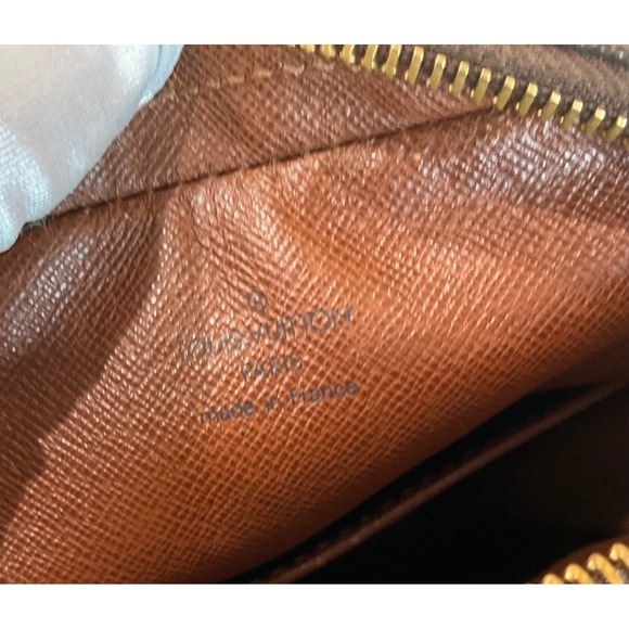 Louis Vuitton Danube Crossbody Bag Monogram Canvas Small Messenger Purse - Picture 13 of 14